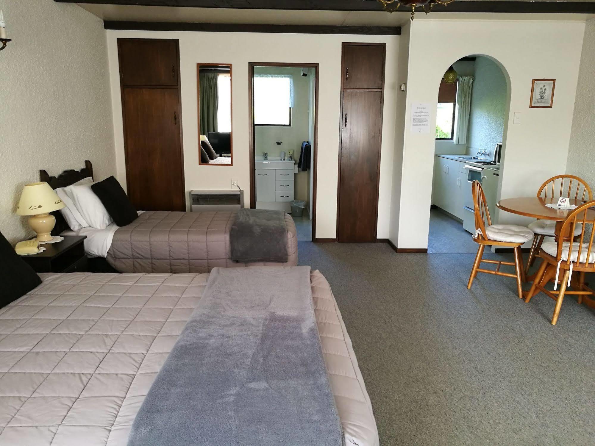 Hacienda Motel อินเวอร์คาร์กิลล์ ภายนอก รูปภาพ